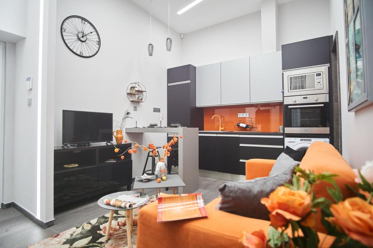 W18 Design Apartments - Budapest Downtown Екстер'єр фото